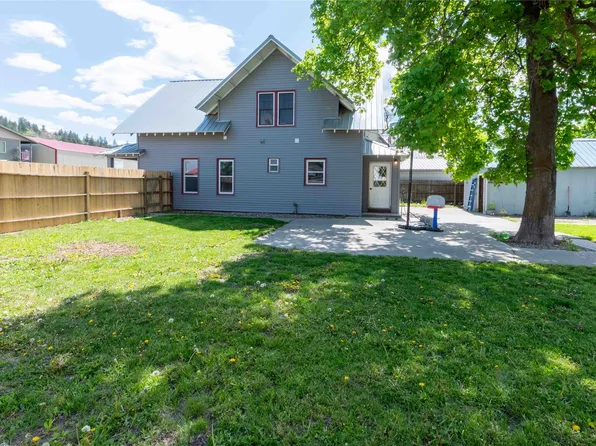 103 W Meany St, Plains, MT 59859