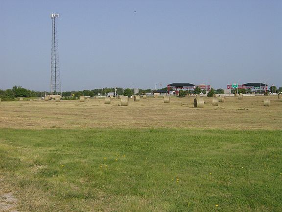 5th image of 55623 W Highway 66
