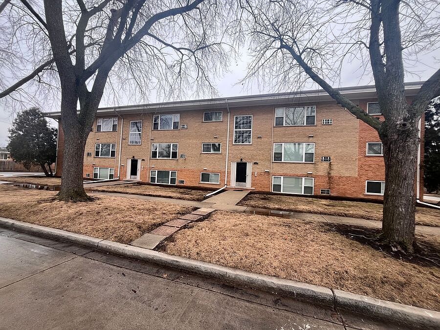 1st image of 335 N Yale Ave APT F