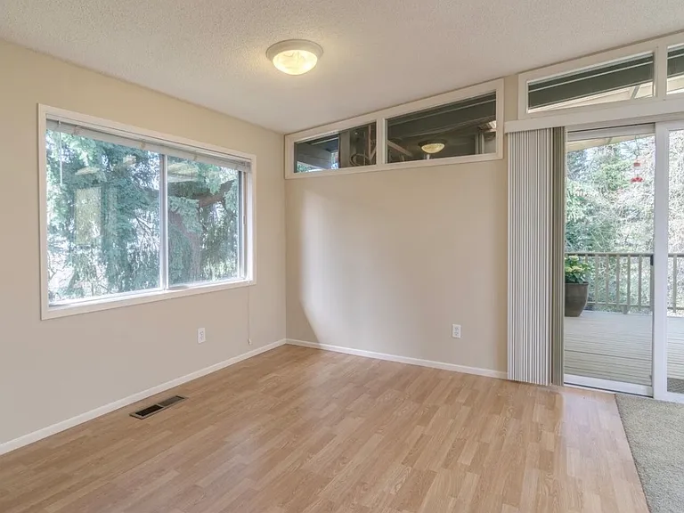 7435 SW Hermoso Way — Photo 7