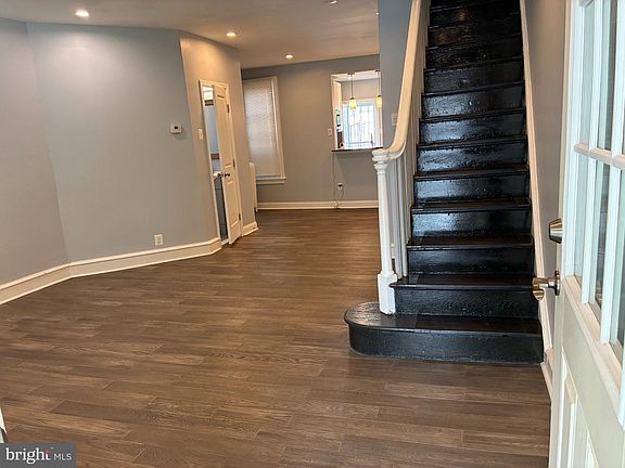 3rd image of 203 W Champlost Ave