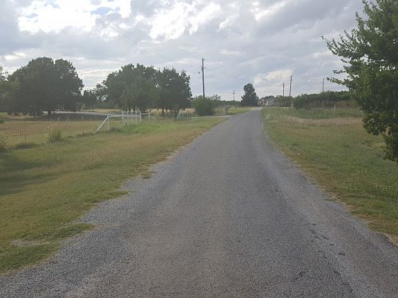 4th image of 4975 Miriam Ln