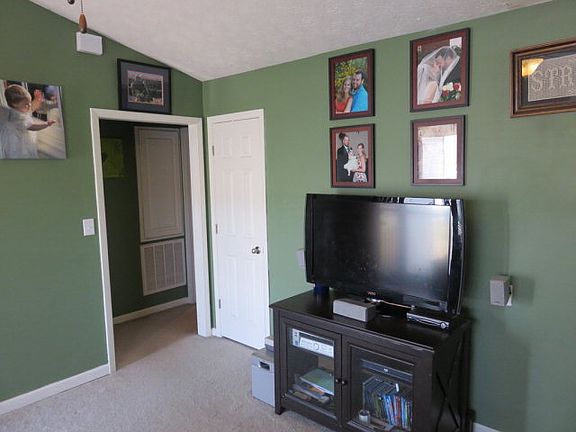 5th image of 2109 Winding Oak Dr