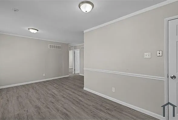 10432 Royal Dr — Photo 16