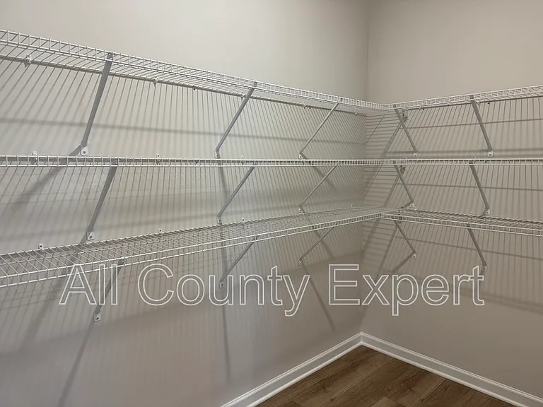273 Bloomfield Cir — Photo 11