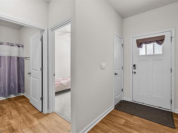 5th image of 1332 Hill Everhart Rd