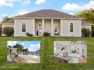 5322 Tanner Bridge Rd, Jefferson City, MO 65101