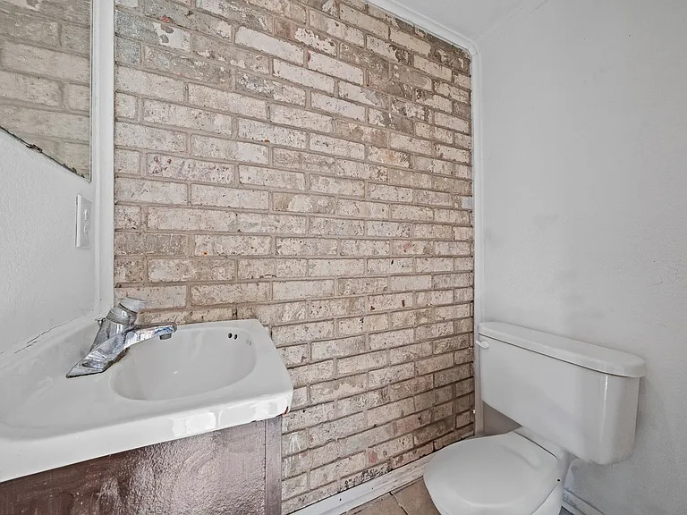 6463 Cambridge Glen Ln — Photo 15