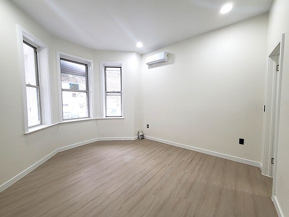 3rd image of 119 64th St APT 1