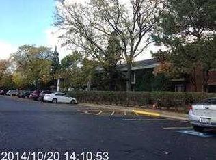 606 E Algonquin Rd UNIT 104, Arlington Heights, IL 60005