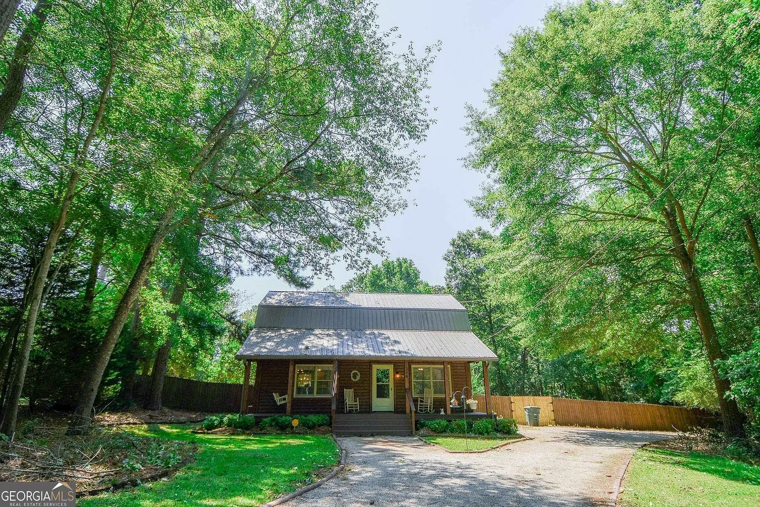 286 Cedardale Dr photo 1