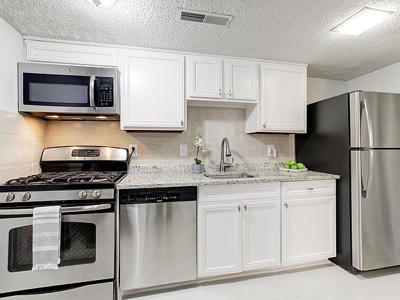 4th image of 491 N Armistead St APT T1