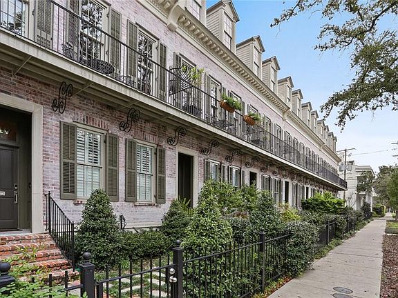 4th image of 2117 Prytania St