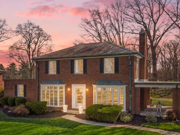 151 Woodhill Dr, Amherst, OH 44001