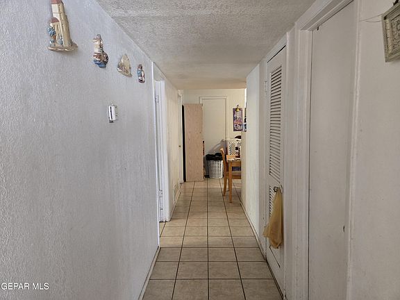 5th image of 3415 Rivera Ave