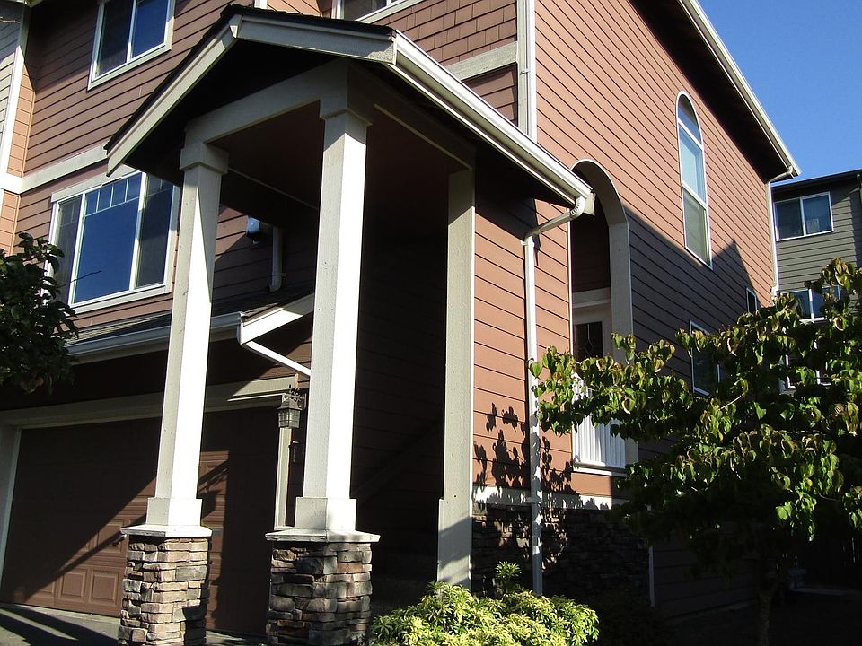 1st image of 15319 Ash Way APT F1