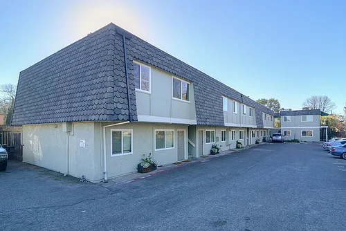 5632 Cypress Avenue Photo 1