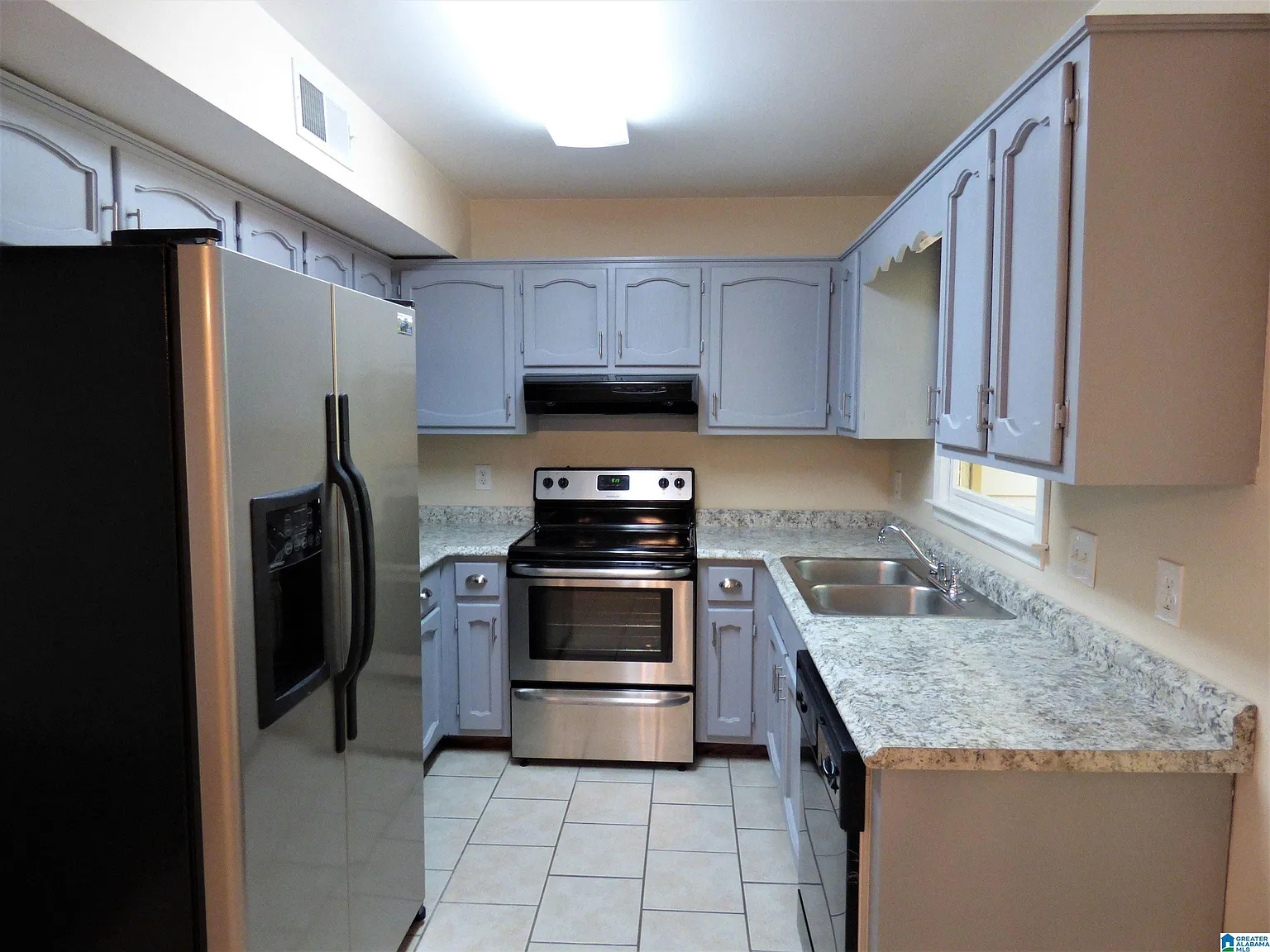 2 bed, 2.0 bath, 1080 sqft, $1,495 — Photo 3