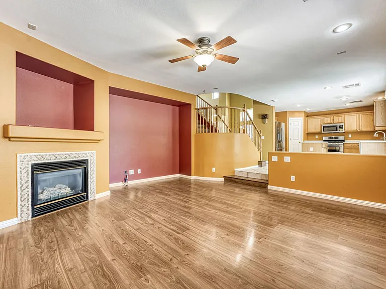 10381 Sleeping Sun Ct — Photo 6