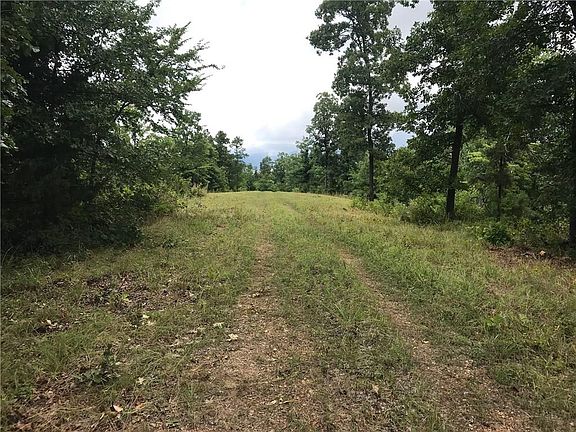 4th image of County Road 1190