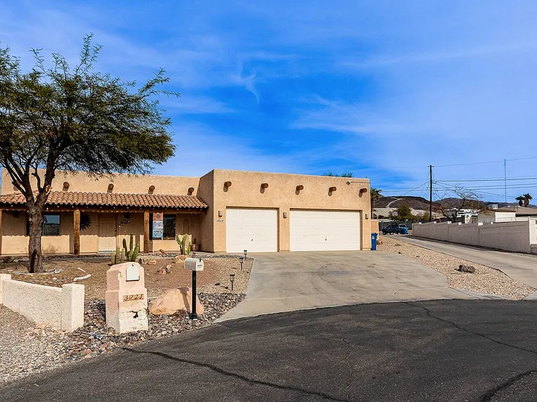 3921 Aloha Ln — Photo 20