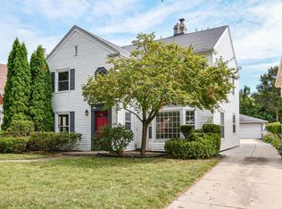 2734 N Avondale Blvd #2736, Milwaukee, WI 53210