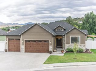 671 Double Eagle Dr, Pocatello, ID 83204