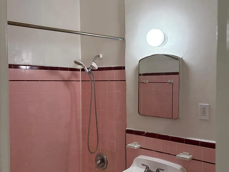 615 S Normandie Ave #47 — Photo 7