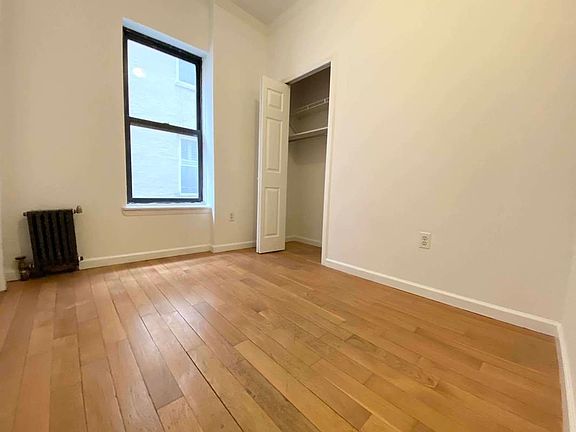 5th image of 238 E 14th St #3E