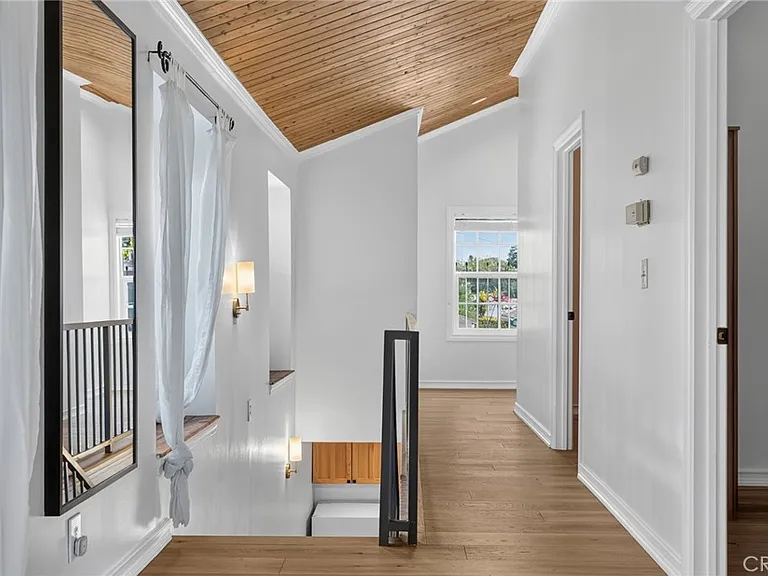 4151 Farmdale Ave — Photo 11