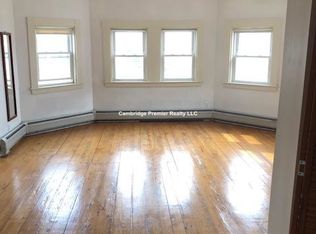 139 Antrim St #1, Cambridge, MA 02139