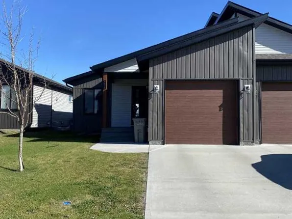 12605 102a St, Grande Prairie, AB T8V 6S2