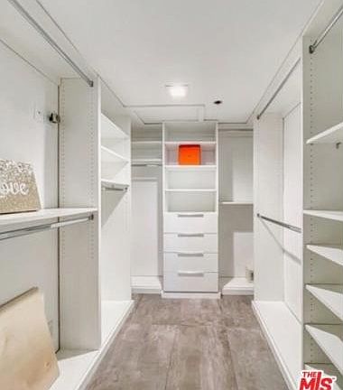 5th image of 10660 Wilshire Blvd APT 907