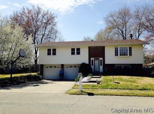 22 Powell, Riverton, IL 62561