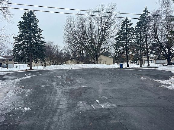 5th image of 11040 Stanley Rd