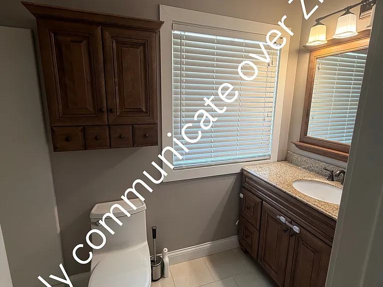 5745 Franklin Dr — Photo 8