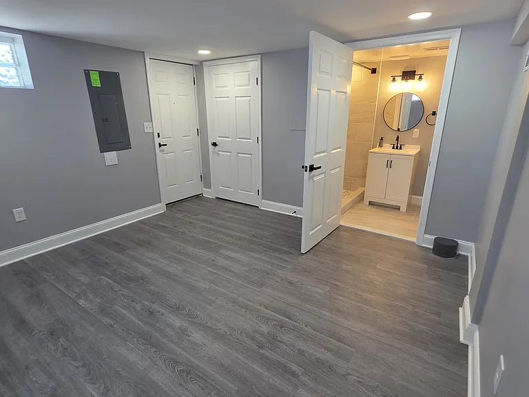 1310 Sherwood Ave — Photo 8