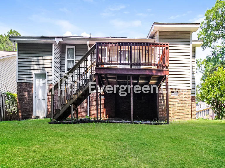280 Conrad Cir — Photo 15