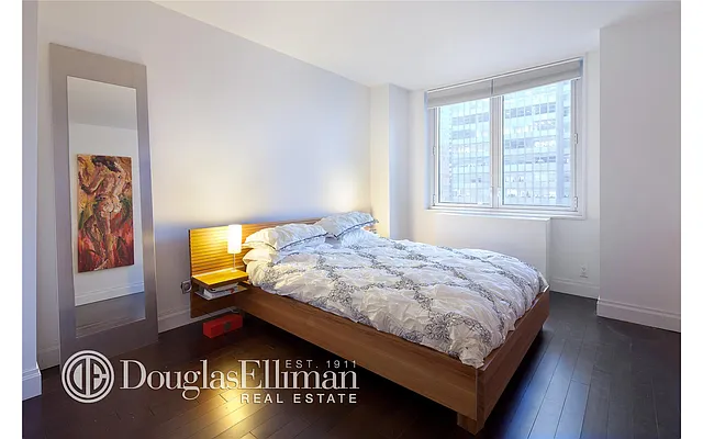 Rented by Douglas Elliman | media 6