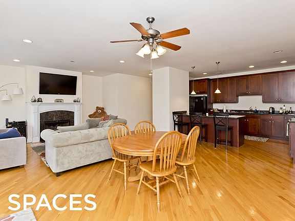 3rd image of 2658 N Halsted St #3