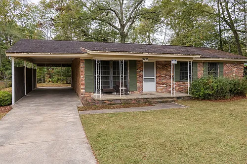 1307 Fairlane Dr Photo 1