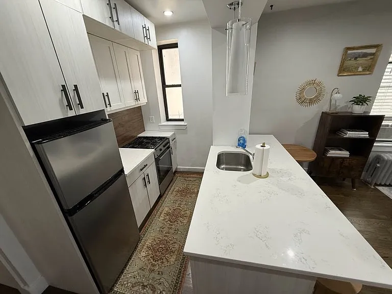 568 W 192nd St #32 — Photo 2