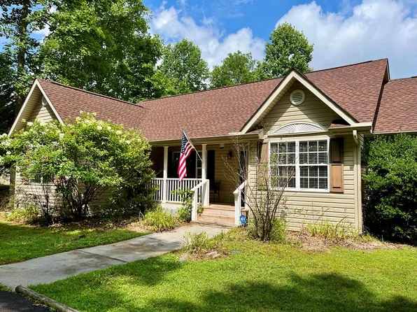 21 Marie Ln, Blairsville, GA 30512