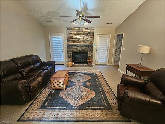 2nd image of 117 Village Dr