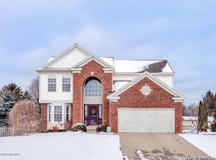 6651 Hayfield Rd SE, Caledonia, MI 49316