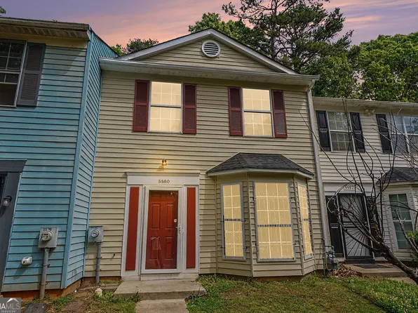 5580 Stonington Trace Pkwy, Stone Mountain, GA 30087