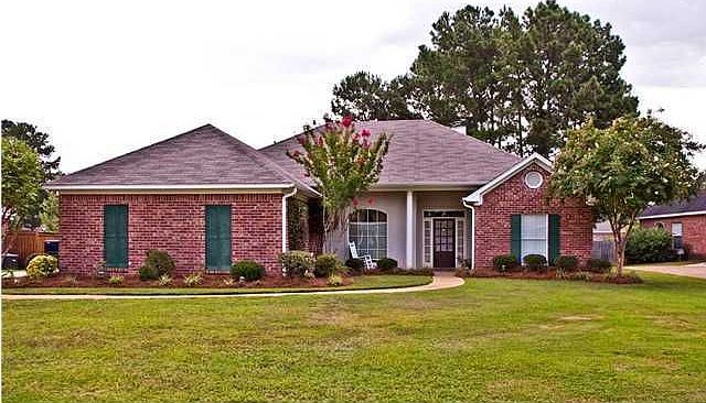1st image of 1004 Riverchase North Dr