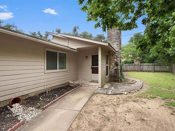 2nd image of 11908 Broad Oaks Dr #B