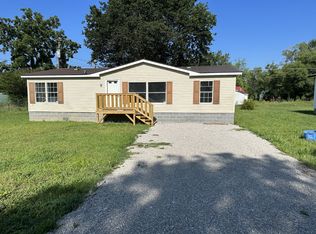 204 Murphree Ave, Waverly, TN 37185