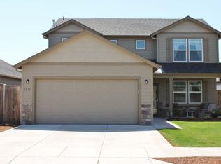 1872 Adelman Loop, Eugene, OR 97402